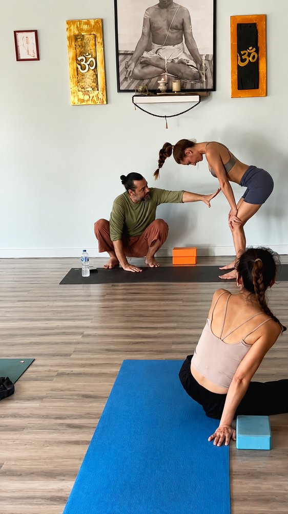 Ujjayi pranayama — calm breath and attention
