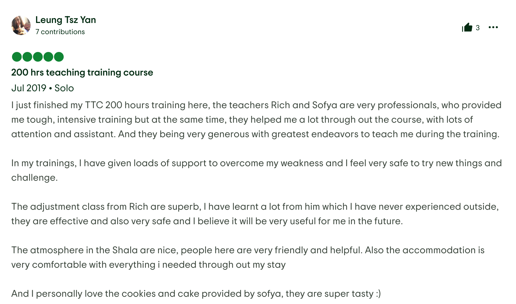 Screenshot of a TripAdvisor review by Leung Tsz Yan about the 200-hour teaching training course