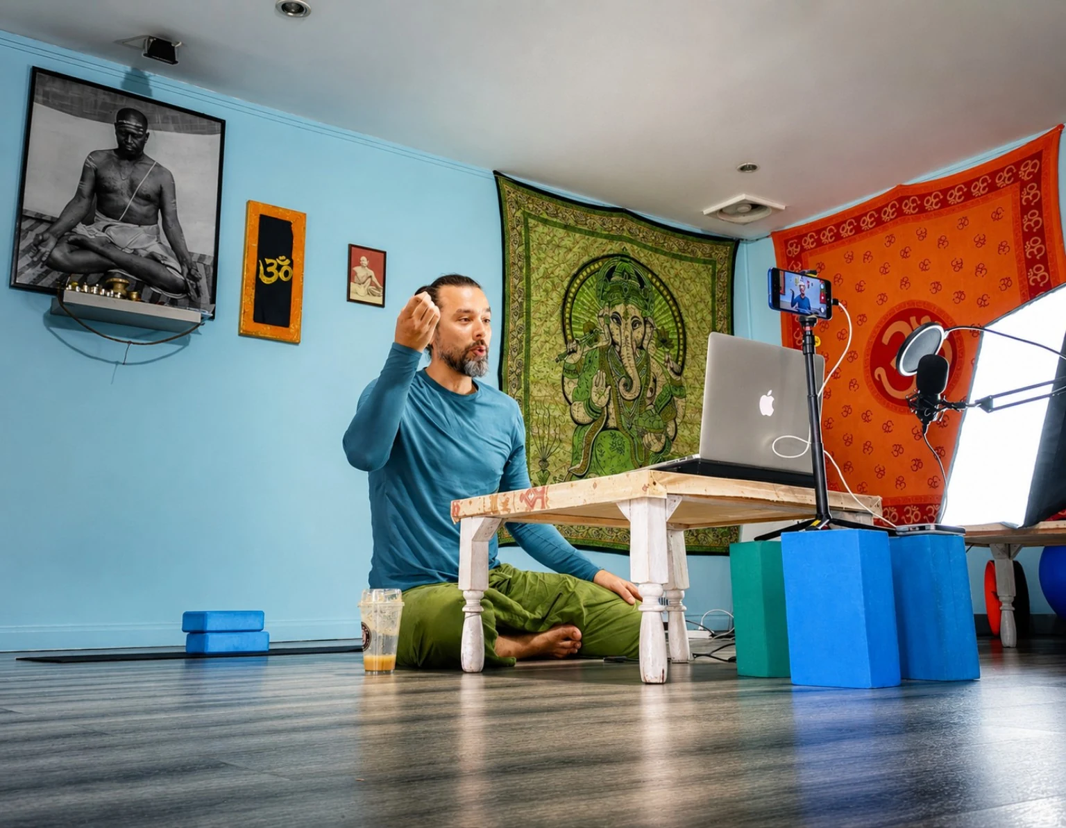 Online yoga teacher education with a live teacher, camera and microphone